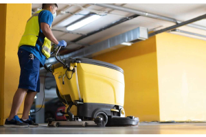 Macchina lavapavimenti professionale